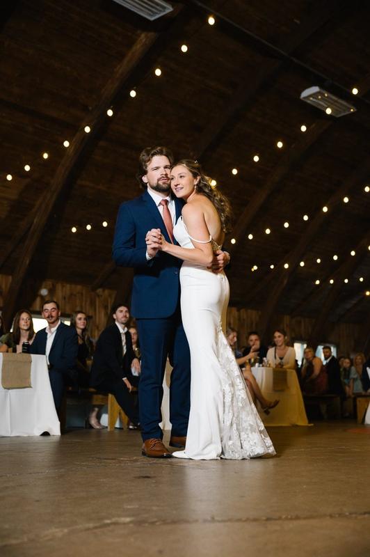 Family formal wedding portraits